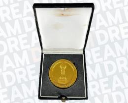 25   -  ENGRAVED MEDAL | 2009 CONFEDERATIONS CUP | REFEREE PARTICIPATION MEDAL