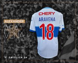 3   -  ALEXANDER ARAVENA  #18 | 2024 U. CATOLICA | CAMISETA UTILERIA  + AUTOGRAPH EXPERIENCE