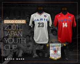 82   -  COLO-COLO | 2001 JAPAN YOUTH CUP | 2 JERSEY + PENNANT