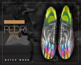 74   -  PEDRI #8 | 2022/23 BARCELONA | GAME WORN BOOTS vs REAL MADRID | UNWASHED | PHOTO MATCHED 