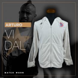 62   -  ARTURO VIDAL #23 | 2017/18 BAYERN MUNCHEN | WORN 3S FULL ZIP HODDIE