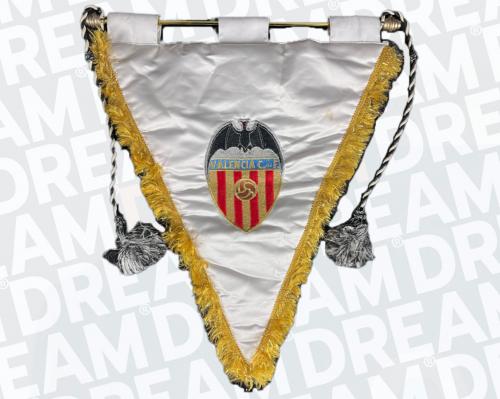 14   -  C.F VALENCIA OFFICIAL PENNANT | 1990's circa  | EUROPEAN COMPETITIONS