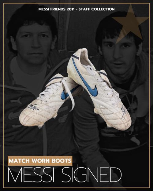 57   -  ARTURO VIDAL #8 | 2011 REST OF THE WORLD | WORN BOOTS vs MESSI FRIENDS | SIGNED by LIONEL MESSI | KITMAN PROVENANCE